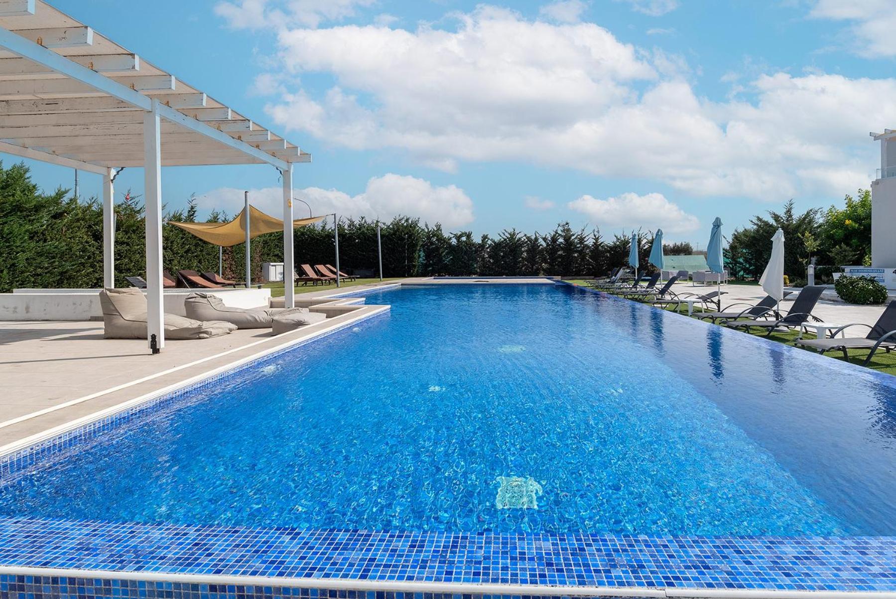 Blue Diamond Beach Villas Paphos Extérieur photo