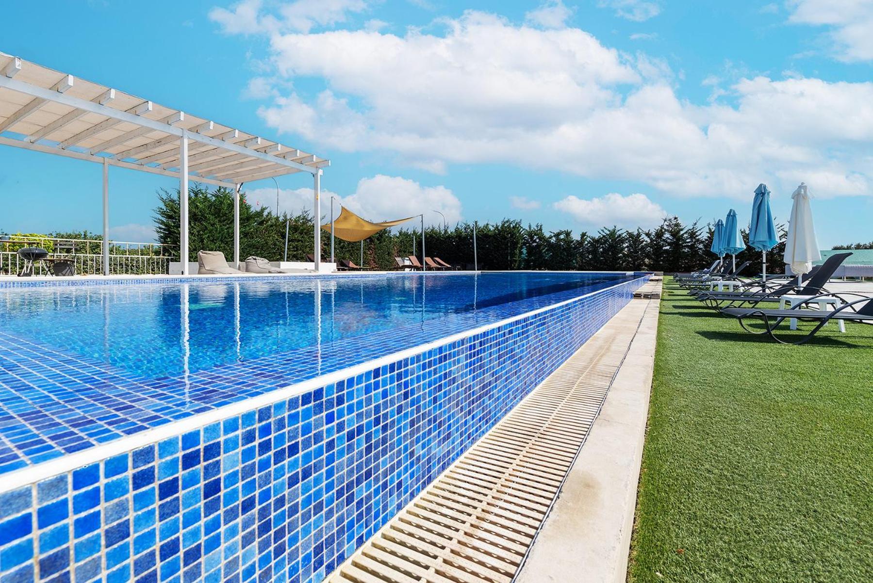 Blue Diamond Beach Villas Paphos Extérieur photo