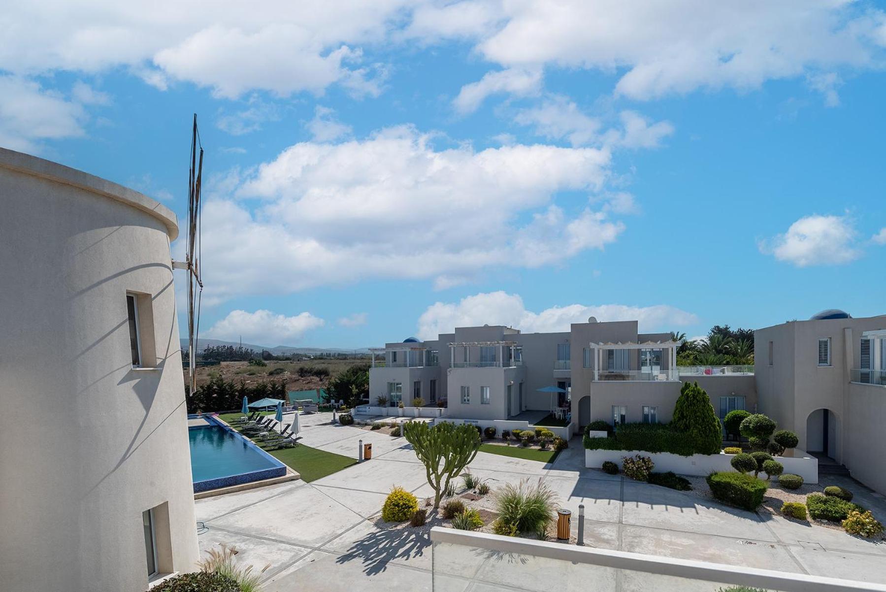 Blue Diamond Beach Villas Paphos Extérieur photo