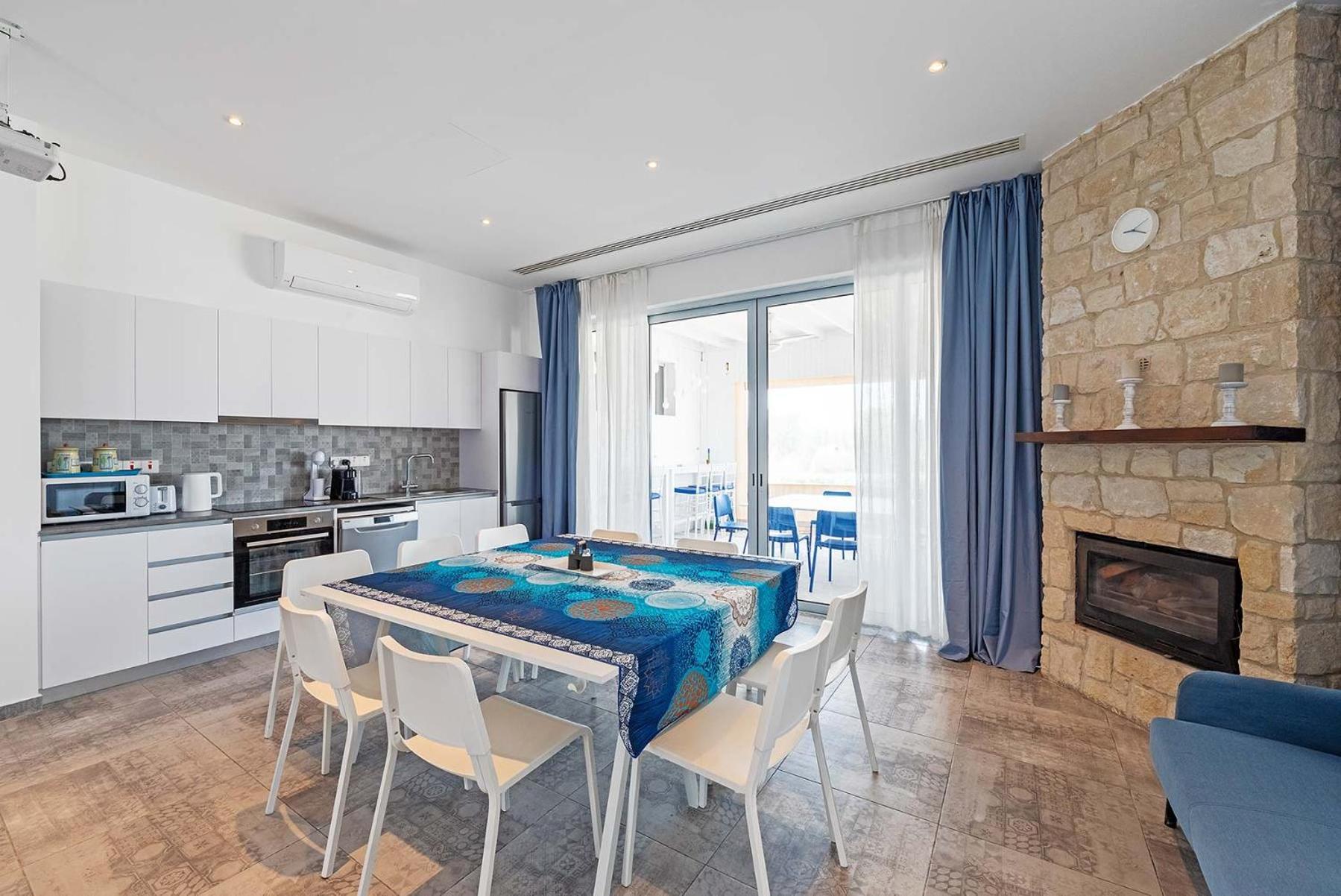 Blue Diamond Beach Villas Paphos Extérieur photo
