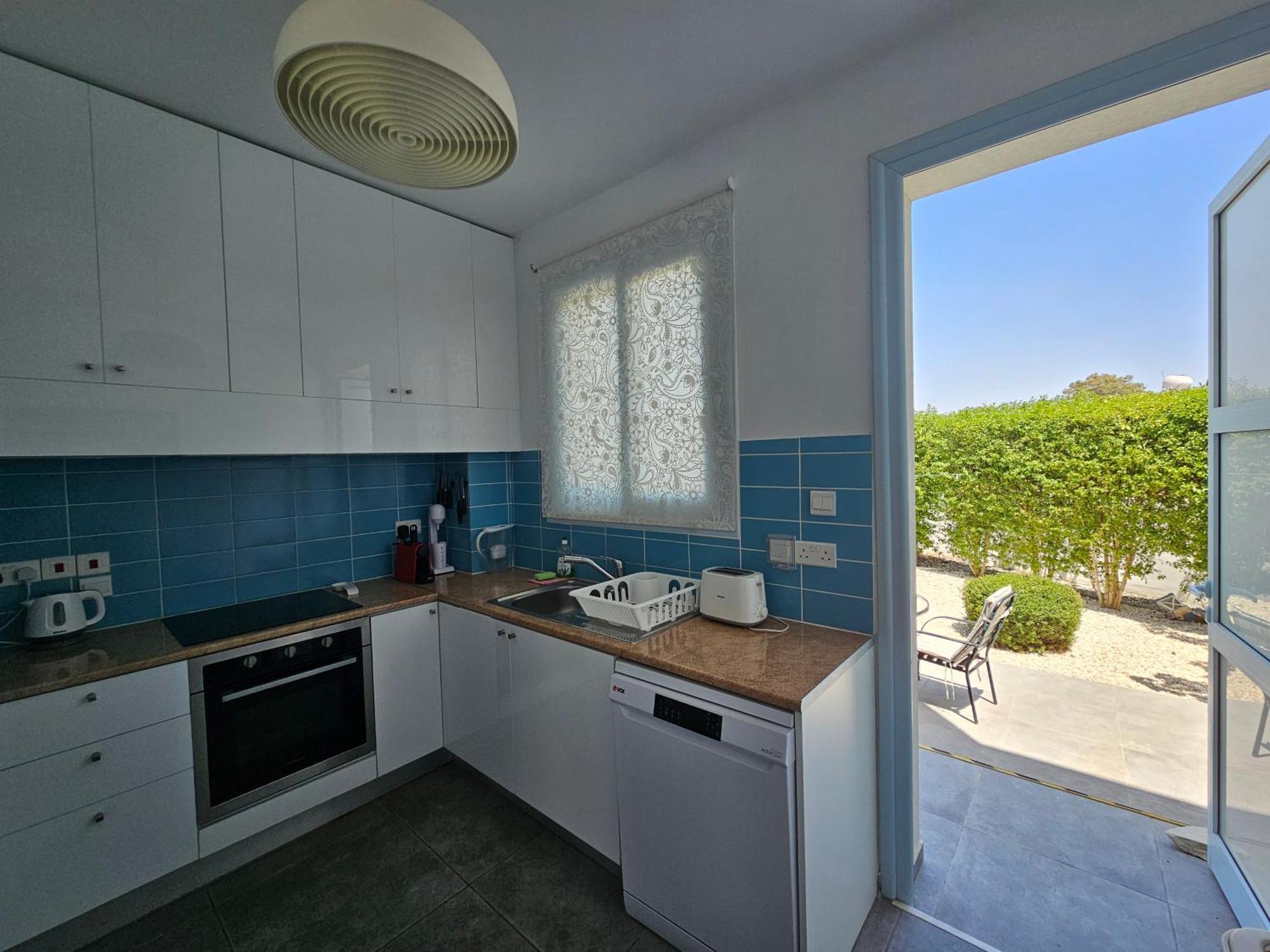 Blue Diamond Beach Villas Paphos Extérieur photo